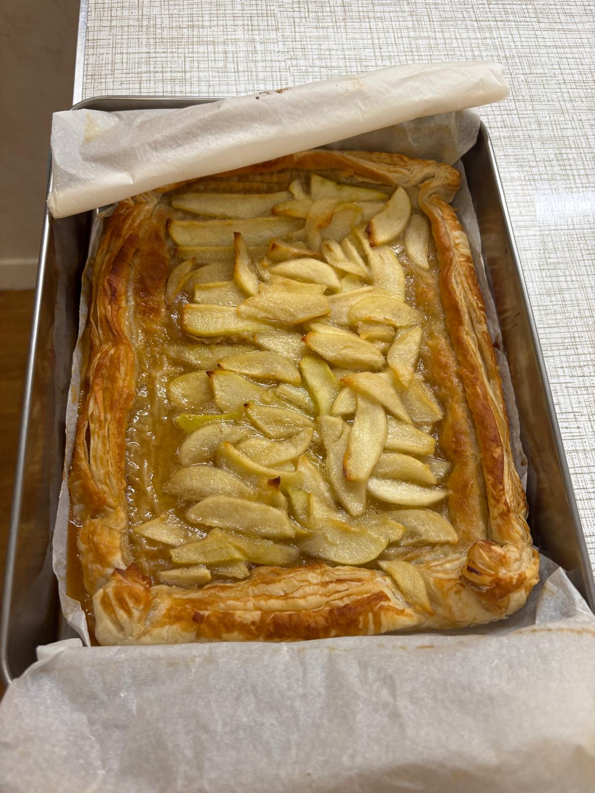 Apple tart Apple tart